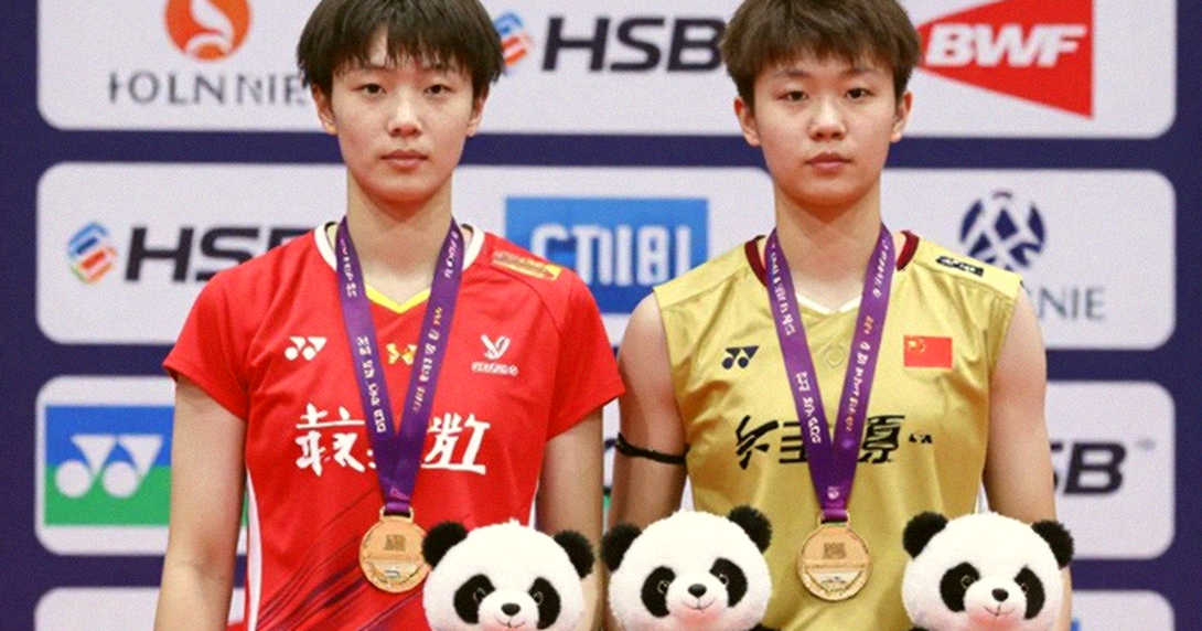 Shi Yuqi rút lui, Li Shifeng dẫn đầu Trung Quốc: Bài toán chưa có đáp án ở Kumamoto Shi Yuqi rút lui, Li Shifeng dẫn đầu Trung Quốc: Bài toán chưa có đáp án ở Kumamoto
