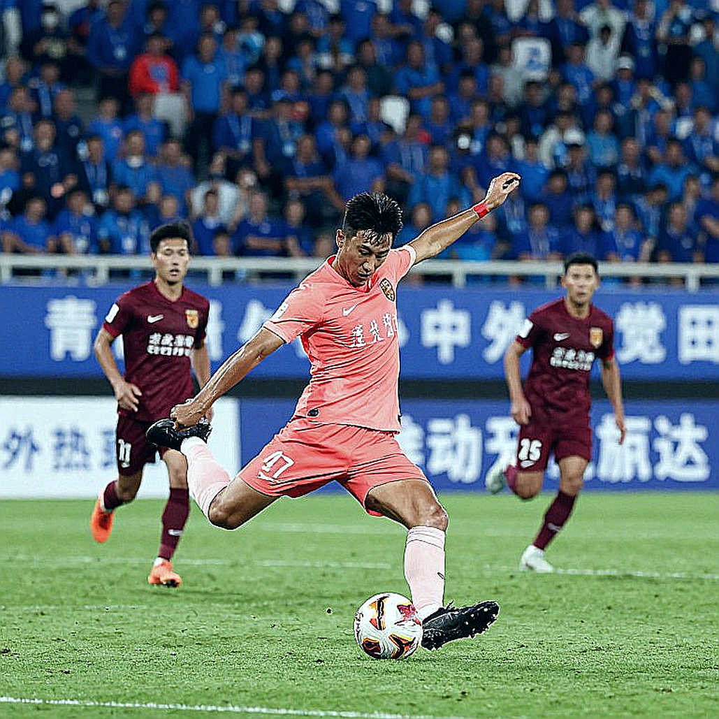 Kỳ chuyển nhượng V.League: tín hiệu thật nằm ở chiều ra