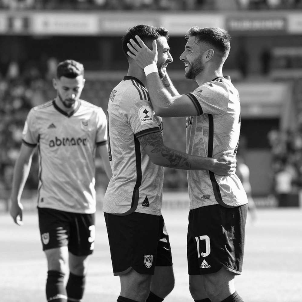 Harry Kane và lần thứ 125: Kỷ lục phơi bày một điểm tựa duy nhất của Tam Sư Harry Kane và lần thứ 125: Kỷ lục phơi bày một điểm tựa duy nhất của Tam Sư
