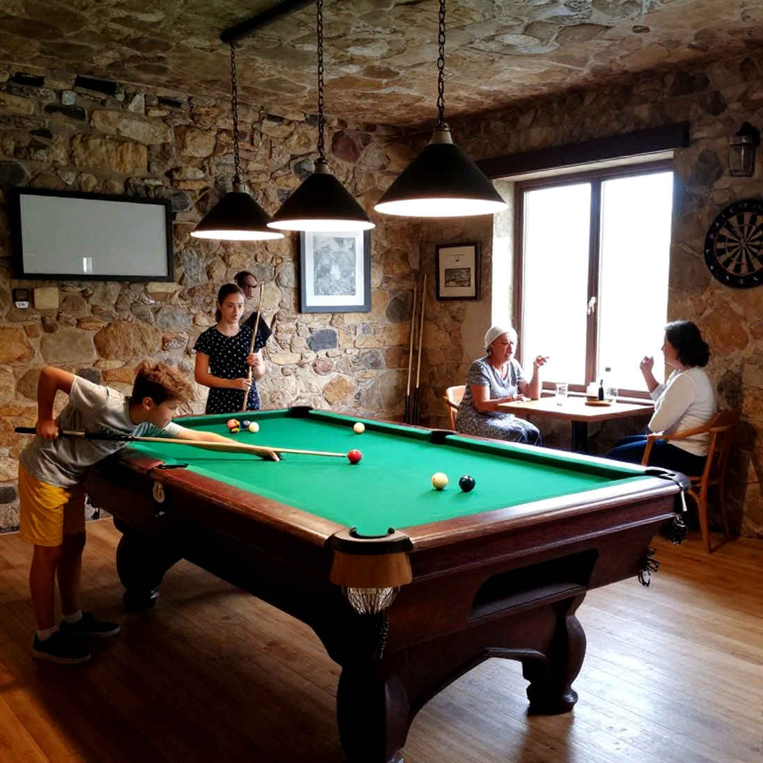 Snooker, 9-ball và bi-a Trung Quốc: ba luật chơi, ba nền kinh tế, một bản đồ quyền lực