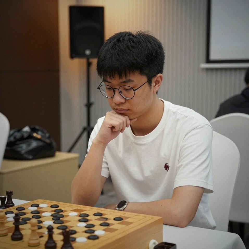 Rachel Li, nước hậu lên a5 và một tiêu đề không có bảng đấu Rachel Li, nước hậu lên a5 và một tiêu đề không có bảng đấu