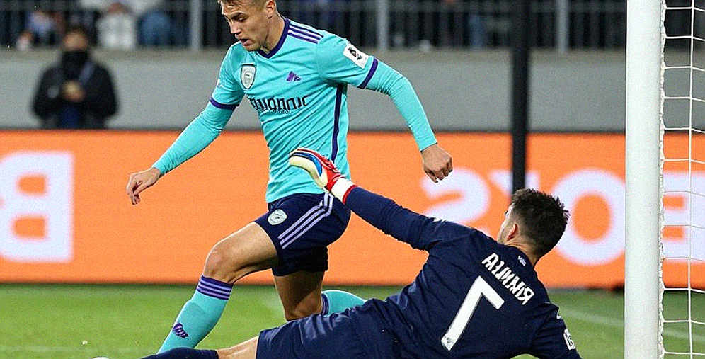 Đọc trận đấu từ khoảng trống: Kỳ chuyển nhượng V-League và cái bẫy của những con số Đọc trận đấu từ khoảng trống: Kỳ chuyển nhượng V-League và cái bẫy của những con số