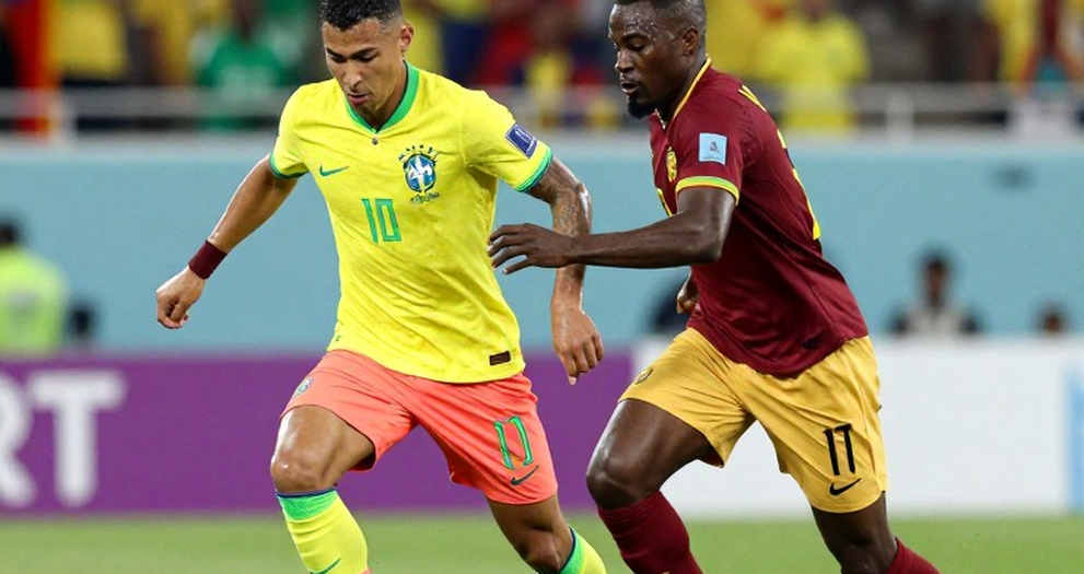 Nations League: Pháp lần đầu đánh rơi điểm, ngôi đầu vẫn vững nhưng Ý chịu sức ép Nations League: Pháp lần đầu đánh rơi điểm, ngôi đầu vẫn vững nhưng Ý chịu sức ép