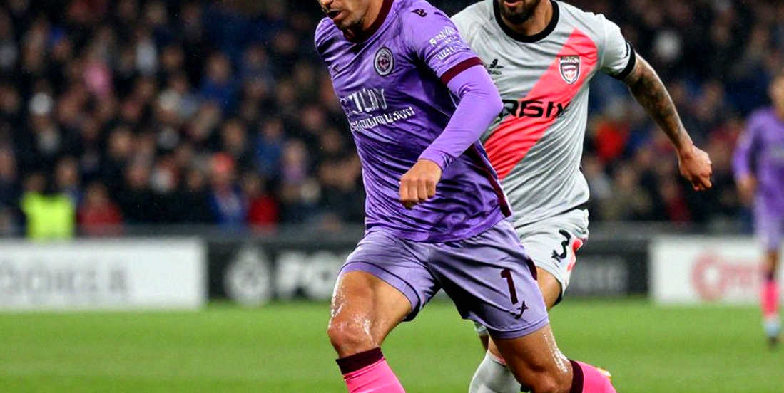 V.League giữa mùa chuyển nhượng: Dòng tiền, niềm tin và những khoảng trũng chờ mùa xuân