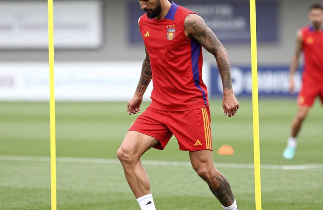 Ba sân vận động 265.000 chỗ: tham vọng World Cup và phần dữ liệu bị bỏ trống