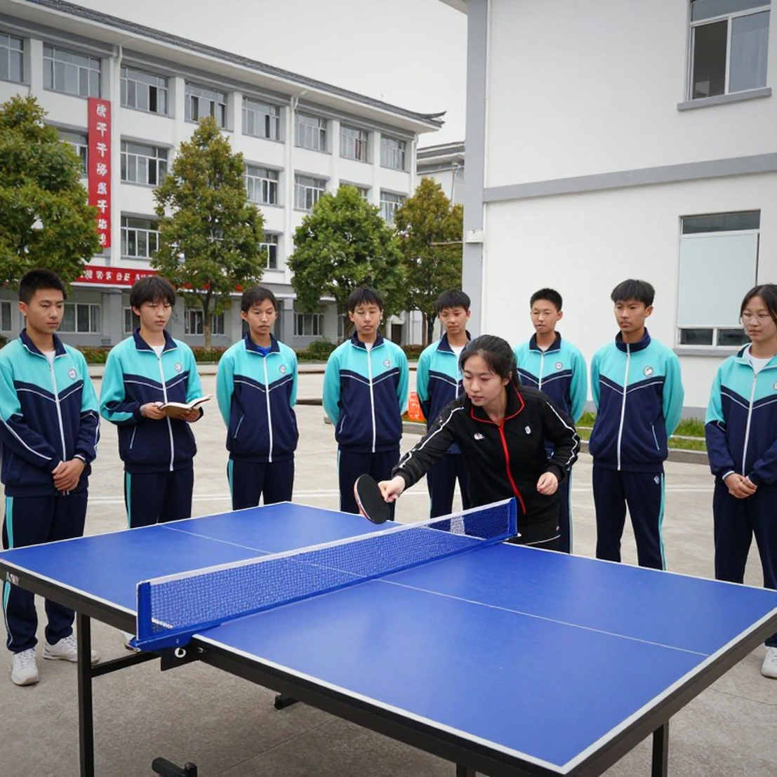 Kunlavut Vitidsarn và ngày sân cầu không nói dối Kunlavut Vitidsarn và ngày sân cầu không nói dối