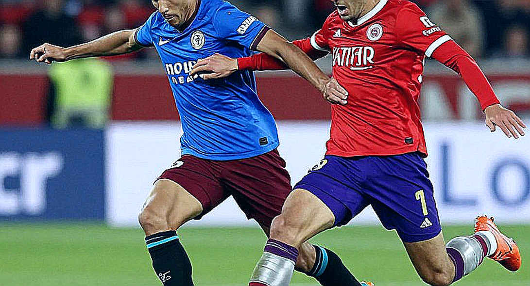 Những người giữ sân: mùa giải V.League bắt đầu trước tiếng còi khai cuộc
