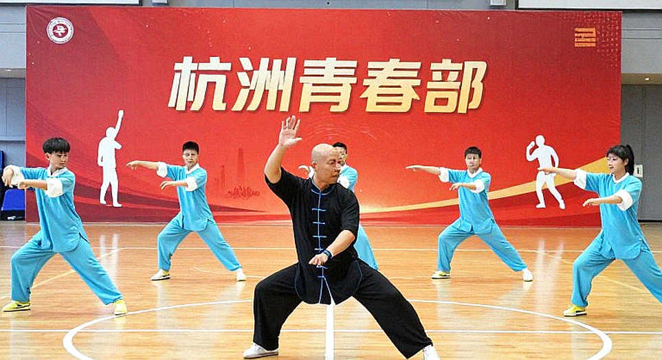 Thái Lan vô địch bóng chuyền nữ châu Á 2026: Hệ thống đánh bại chiều cao và tiền bạc