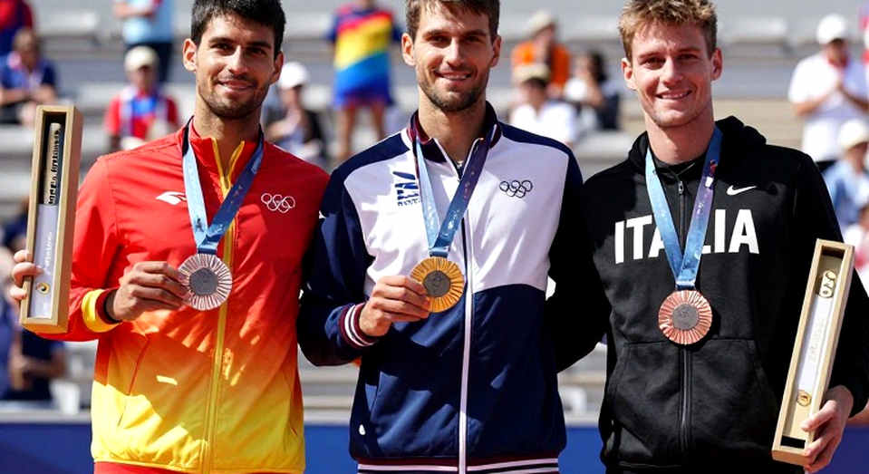 Djokovic trở lại Bắc Kinh: 29-0 trên đất Trung Quốc, và con số thật sự cần kiểm chứng nằm ở vai Djokovic trở lại Bắc Kinh: 29-0 trên đất Trung Quốc, và con số thật sự cần kiểm chứng nằm ở vai