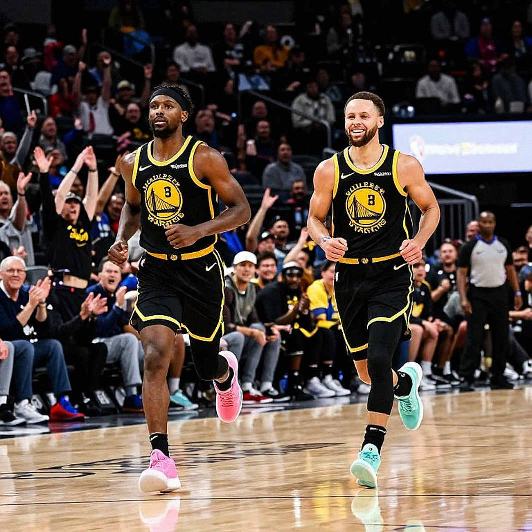 Nigel Hayes-Davis trở lại: PIR 18 và canh bạc phòng thay đồ của Panathinaikos