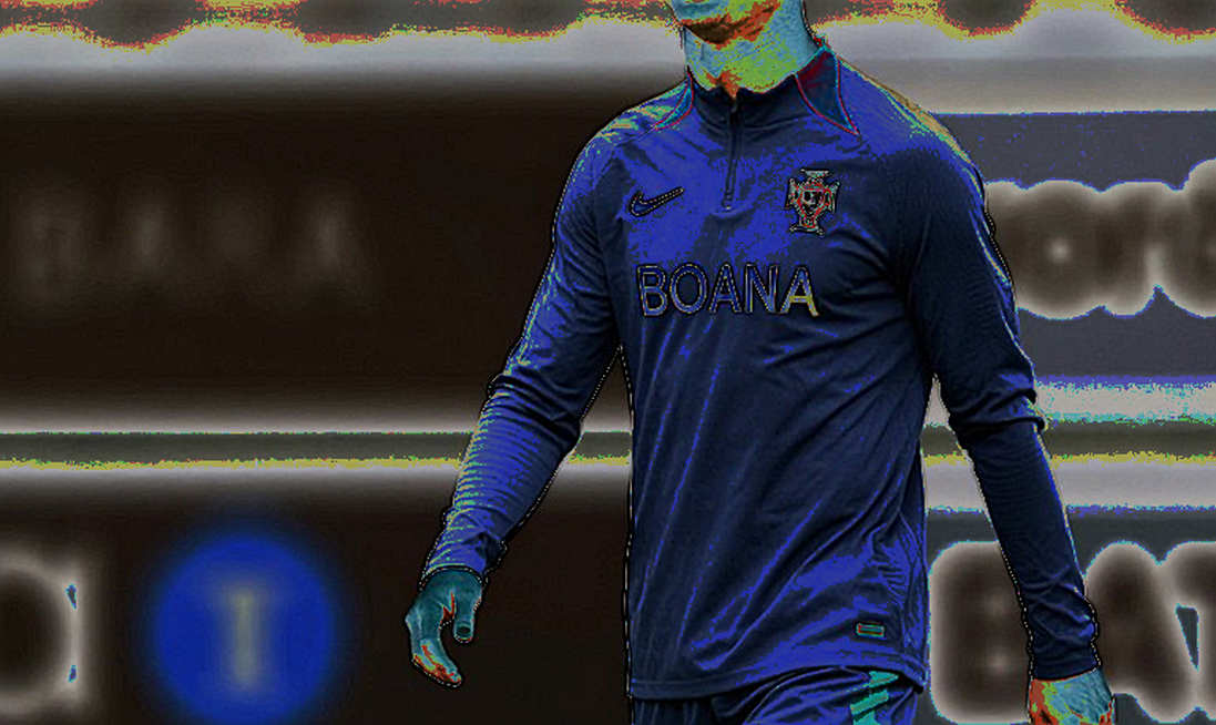 Hồ sơ dòng tiền V.League: hợp đồng ký bằng mực, sửa bằng tiền mặt